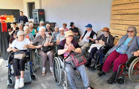 Društvo Grofje Koroške razveseljujejo vse od mladih do starejših (4)
